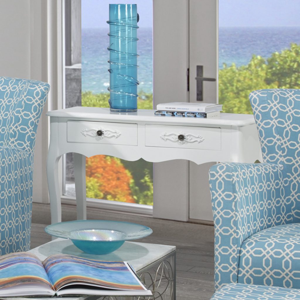 The perfect piece for the dainty dollhouse trend 